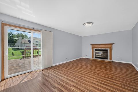 Living - 1093 Brighton Dr, Carol Stream, IL 60188 photo 1 of 1