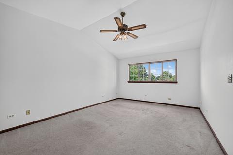 Bedroom - 1093 Brighton Dr, Carol Stream, IL 60188 photo 1 of 8