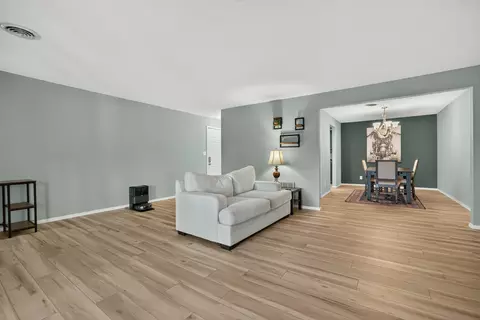 1111 E Jefferson St #9, Bloomington, IL 61701 photo 5