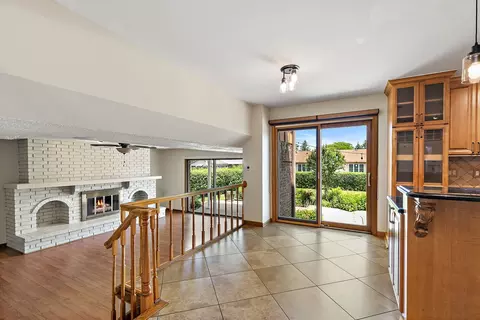 Living - 1133 N Thatcher Ln, Addison, IL 60101 photo 5 of 12