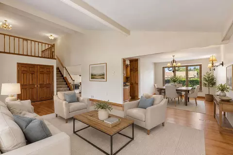Living - 1133 N Thatcher Ln, Addison, IL 60101 photo 3 of 12