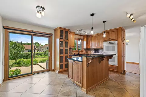 Kitchen - 1133 N Thatcher Ln, Addison, IL 60101 photo 6 of 6