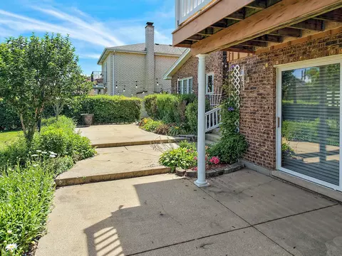 Exterior - 1133 N Thatcher Ln, Addison, IL 60101 photo 3 of 3