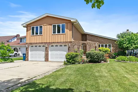 1133 N Thatcher Ln, Addison, IL 60101