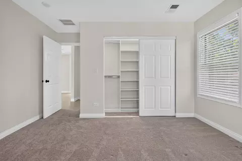 1645 Webster Ln, Des Plaines, IL 60018 photo 13