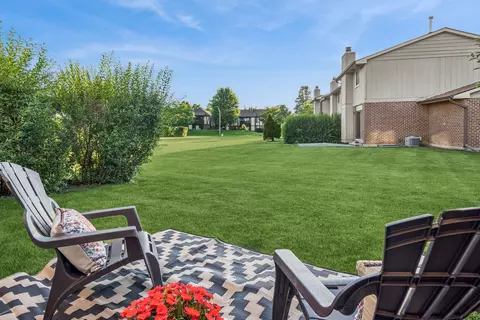 1534 Blackburn St, Wheaton, IL 60189 photo 19
