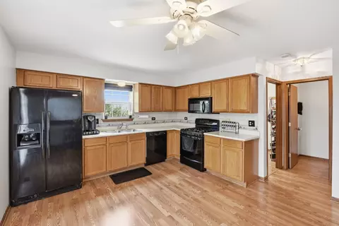 2054 Winding Lakes Dr, Plainfield, IL 60586 photo 6