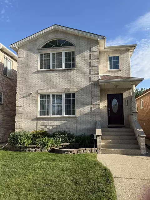 7533 W Carmen Ave, Harwood Heights, IL 60706