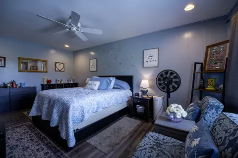 Bedroom - 2904 Scott Ave, Mchenry, IL 60050 photo 1 of 4