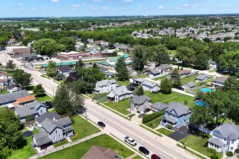 View/Area - 270 E North St, Manhattan, IL 60442 photo 1 of 7