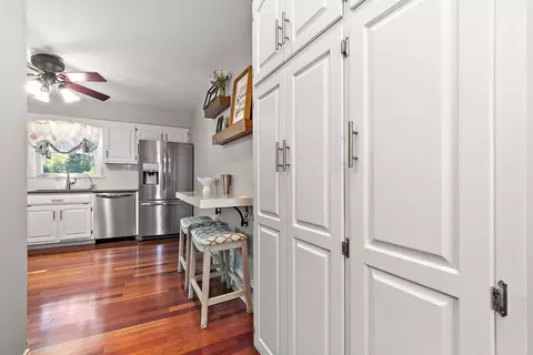 Entry Way - 270 E North St, Manhattan, IL 60442 photo 4 of 6