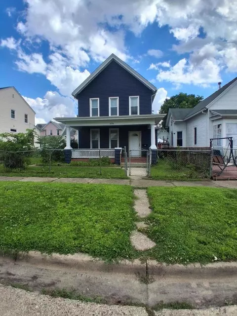 2736 5 12 Ave, Rock Island, IL 61201