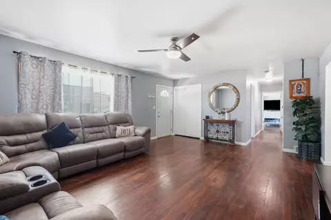 Other - 850 Austin Ave, Aurora, IL 60505 photo 2 of 8