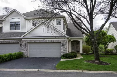 215 Wildflower Ln, La Grange, IL 60525