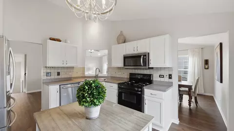 Kitchen - 24904 Gates Ln, Plainfield, IL 60585 photo 1 of 3