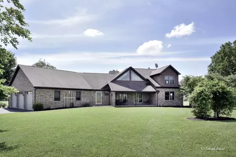 12505 Beaverton Rd, Poplar Grove, IL 61065