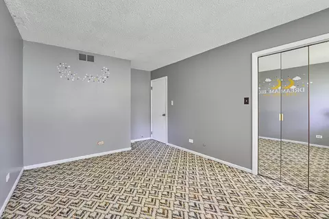 Bedroom - 385 E 162nd St, Harvey, IL 60426 photo 3 of 4