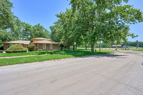 Other - 385 E 162nd St, Harvey, IL 60426 photo 3 of 7
