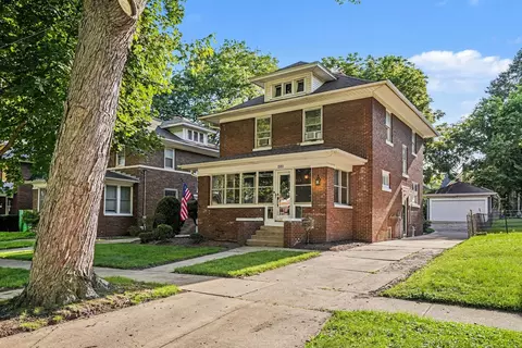 438 Wilder St, Aurora, IL 60506