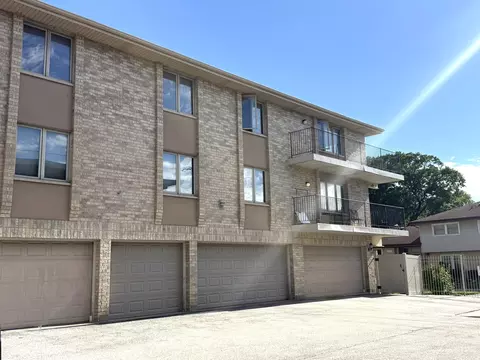 4020 W 105th St #3N, Oak Lawn, IL 60453