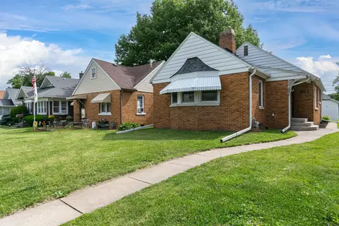 2338 7th St, East Moline, IL 61244