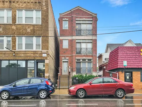 5617 W Lawrence Ave #3, Chicago, IL 60630