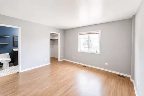 Bedroom - 812 Maple Ln, Wheeling, IL 60090 photo 2 of 3