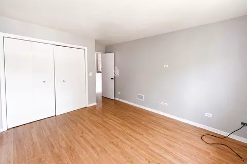 Bedroom - 812 Maple Ln, Wheeling, IL 60090 photo 1 of 3