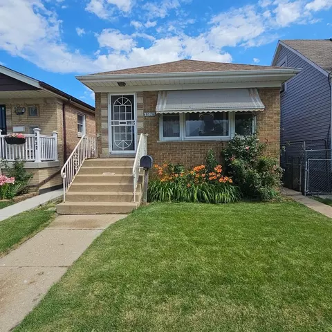 3628 W 69th St, Chicago, IL 60629