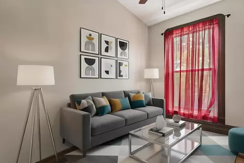 Living - 1132 E 44th St, Chicago, IL 60653 photo 3 of 4