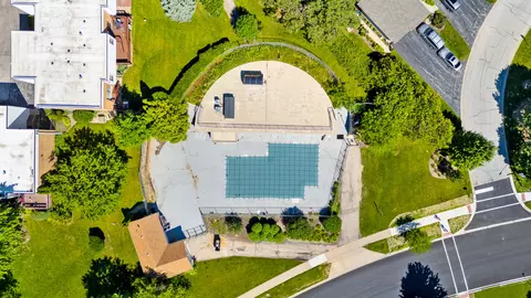 View/Area - 375 Juniper Tree Ct, Hoffman Estates, IL 60169 photo 6 of 12