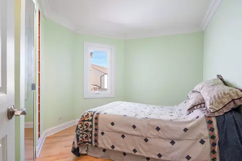 Bedroom - 375 Juniper Tree Ct, Hoffman Estates, IL 60169 photo 3 of 5