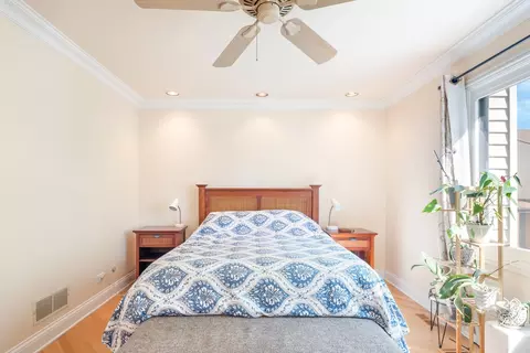 Bedroom - 375 Juniper Tree Ct, Hoffman Estates, IL 60169 photo 5 of 5