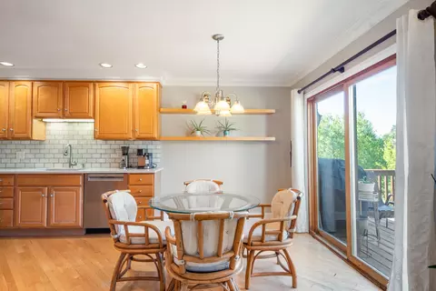 Dining - 375 Juniper Tree Ct, Hoffman Estates, IL 60169 photo 1 of 1