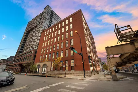 1101 W Lake St #3C, Chicago, IL 60607