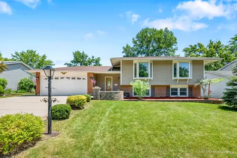4145 Winston Dr, Hoffman Estates, IL 60192 photo 1