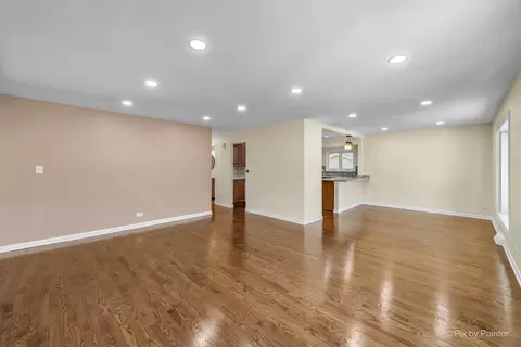 4145 Winston Dr, Hoffman Estates, IL 60192 photo 9