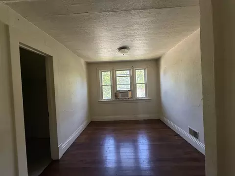1355 S 7th Ave, Kankakee, IL 60901 photo 6
