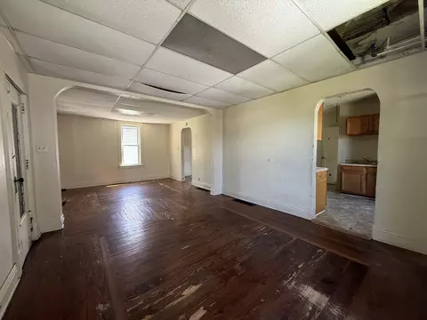 1355 S 7th Ave, Kankakee, IL 60901 photo 2