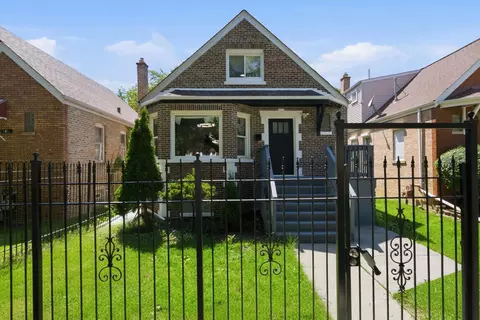 6604 S Rockwell St, Chicago, IL 60629