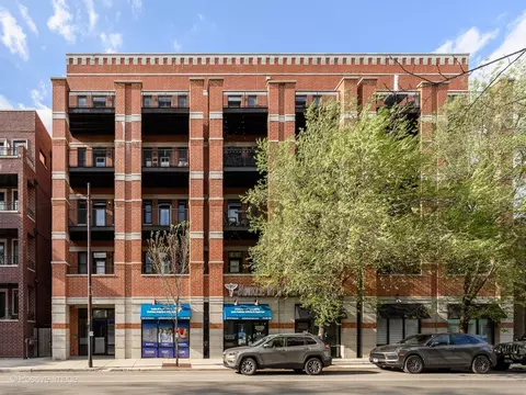 2222 W Belmont Ave #404, Chicago, IL 60618
