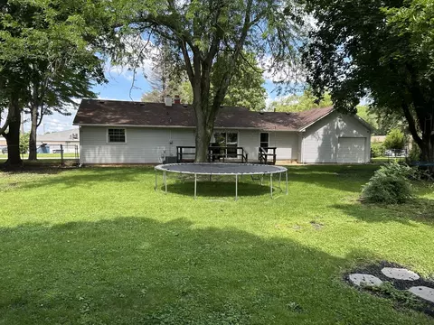 Exterior - 315 Maple Dr, Morris, IL 60450 photo 2 of 2