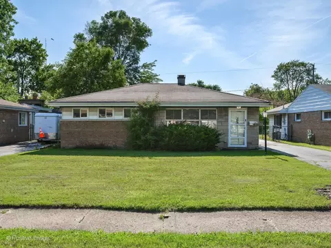17312 Greenbay Ave, Lansing, IL 60438