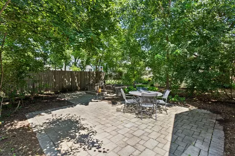 111 W Franklin St, Wheaton, IL 60187 photo 28