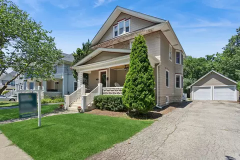 111 W Franklin St, Wheaton, IL 60187 photo 4