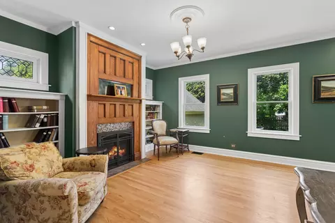 111 W Franklin St, Wheaton, IL 60187 photo 13