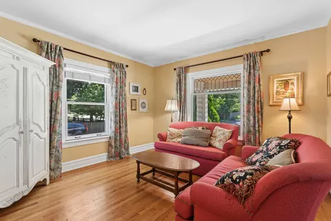 111 W Franklin St, Wheaton, IL 60187 photo 8