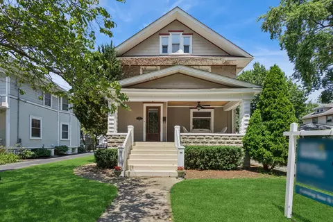 111 W Franklin St, Wheaton, IL 60187 photo 1