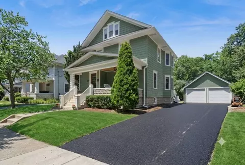 111 W Franklin St, Wheaton, IL 60187 photo 5