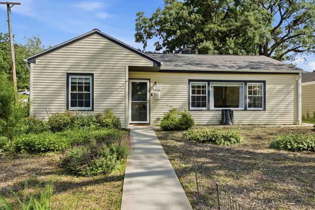 301 Sheldon Ave, Downers Grove, IL 60515